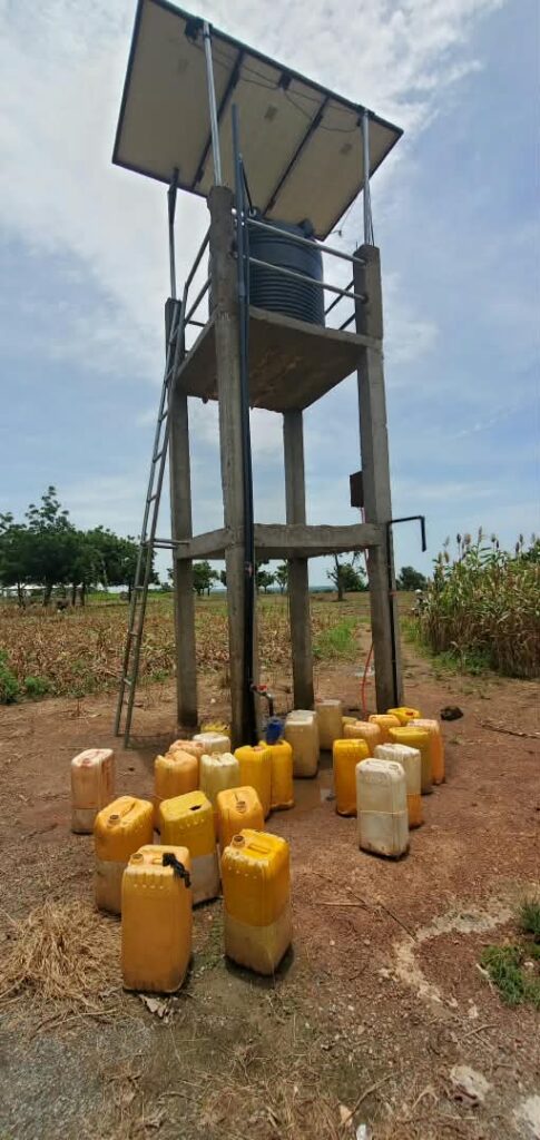 Améliorer durablement les conditions de vie par l'accès à l'eau potable et à l'assainissement 1 KPENDJAL 11