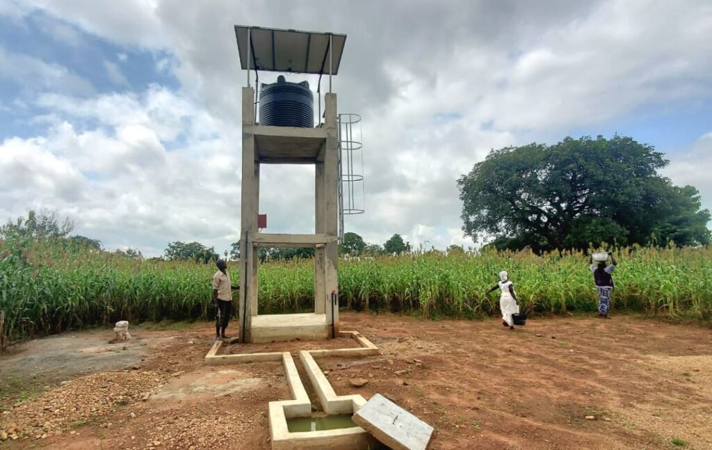 Améliorer durablement les conditions de vie par l'accès à l'eau potable et à l'assainissement 9 TANDJOAR2 125